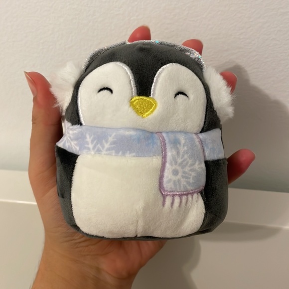 MINI PENGUIN SQUISHMALLOW🐧❄️Holiday ‘21 - Picture 4 of 8